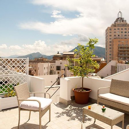 La Terrazza Su Palermo Acomodação com café da manhã Exterior foto