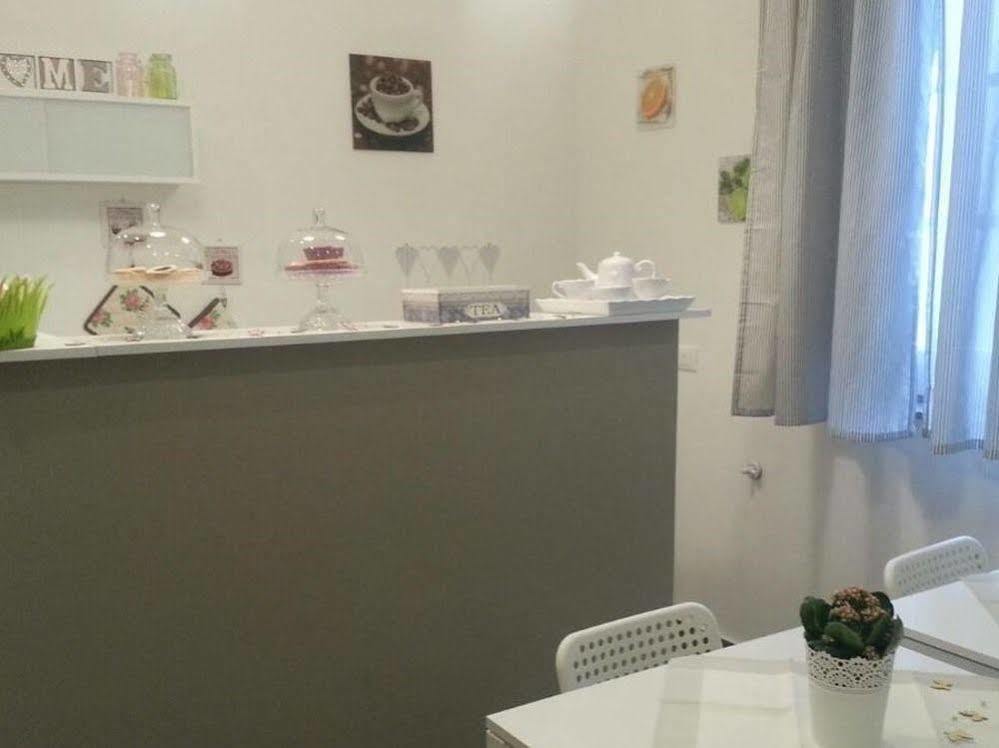 La Terrazza Su Palermo Acomodação com café da manhã Exterior foto
